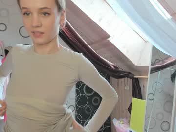 female cam girl xoanetta image #2057478