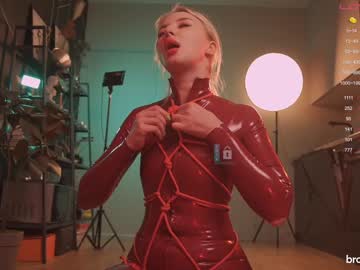 female cam girl bronnica image #3830643