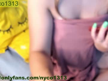 female cam girl nyconik image #2194863