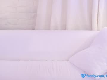 female cam girl eva_fashionista image #2457048