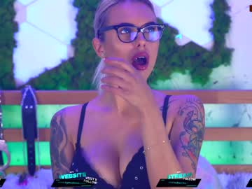 female cam girl kittygy image #1167398