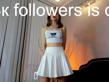 female cam girl selena_murr image #2433500