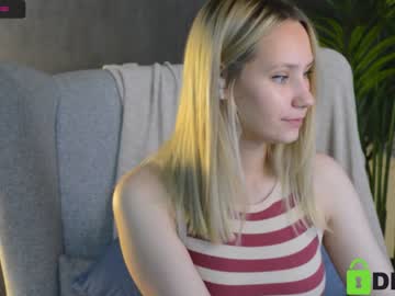 female cam girl boooooom_ image #2039772