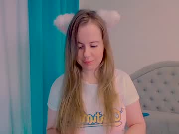 mikubaby  female  webcam