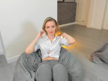 female cam girl aislybarrick image #3984673