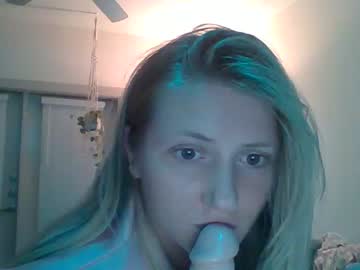 female cam girl katrinalmoore image #3954849