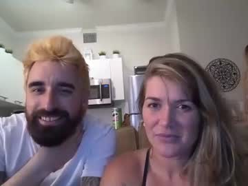 female cam couple shyfarmyogi image #2121700