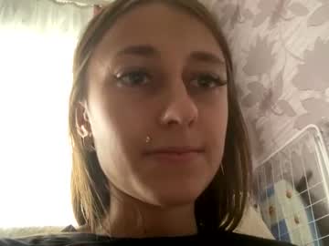 female cam couple viktoria9898 image #3003445