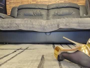 female cam couple kira__edward image #3333159