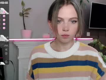female cam girl small_blondee image #2712436