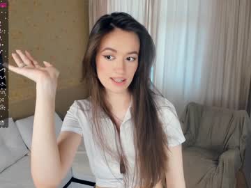 female cam girl lebedinoe_sea image #3923832