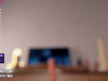 female cam girl crystalreves image #2591304