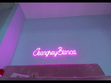 female cam girl jeangreybianca image #3186618