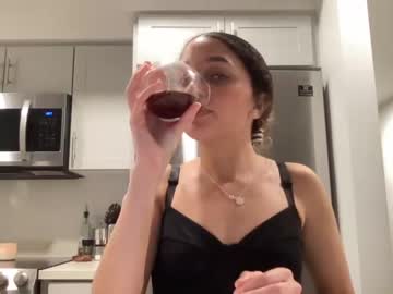 female cam girl ittybity115598 image #3532430