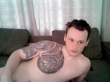 female cam couple koronaextra image #1093027