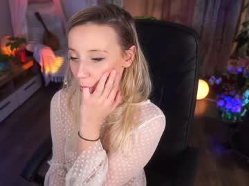 female cam girl juicyandthepussyblvd image #3740517