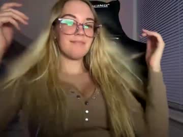 female cam girl mariah95 image #3225243