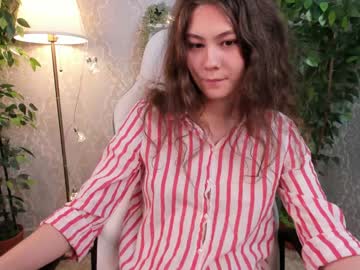 female cam girl little_mandy image #2317070