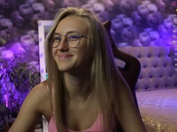 female cam girl angeellina image #3430525