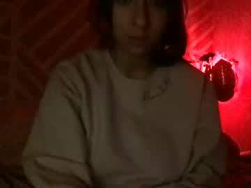 female cam couple isabellamezaa image #3213482