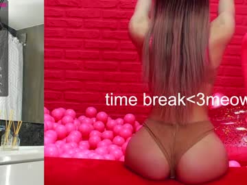 female cam girl angella_kleee image #2070153