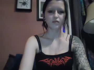 female cam girl purplehaisley image #3375058