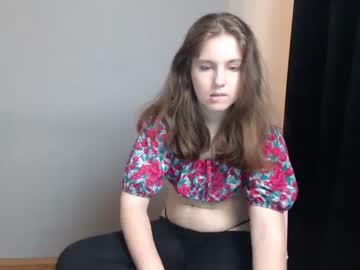 female cam girl mija_mari image #3104730