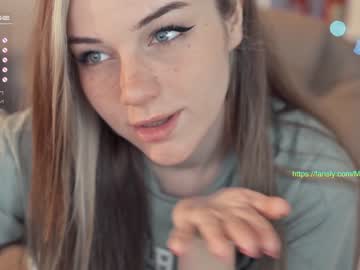 female cam girl mia_milagros image #1997025