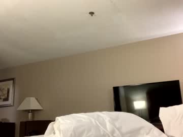 female cam couple yngcplprism image #3326635