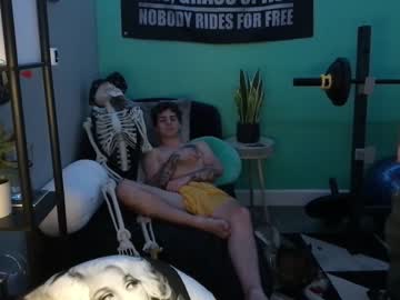female cam man crashmonroe image #2481484