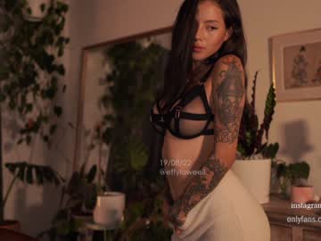 female cam girl effyloweell image #2463673