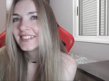 female cam girl naughty_popa image #2922170