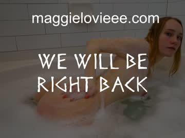 female cam girl maggielovieee image #1034401