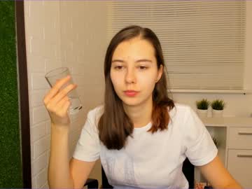 female cam girl carolineprise image #649306