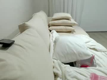 female cam girl hornypetitegirl77 image #3407042
