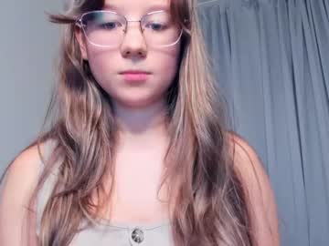 female cam girl mysweet_kiss image #3960393