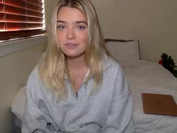 female cam girl littlemaryjane19 image #3238959
