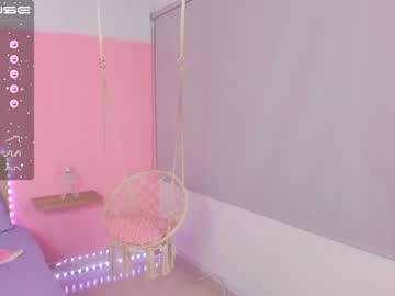 female cam girl little_effy18 image #3194945