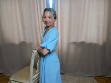 female cam girl springgmelodyy image #3942496