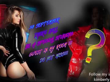 female cam girl queenafina image #2705347