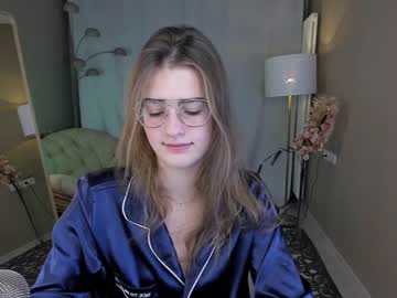female cam girl zlata_luna image #528715