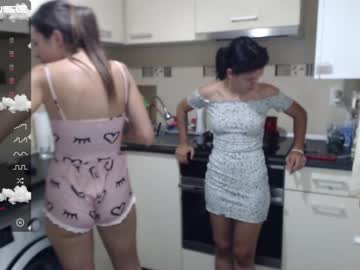 female cam couple maya_and_guests image #2343586