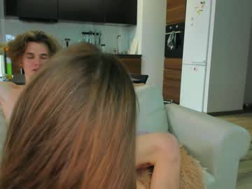 female cam couple di_n_alex image #354544