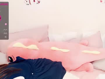 female cam girl lizzyhoney_ image #1305983
