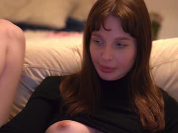 female cam girl ellaa91 image #1169148