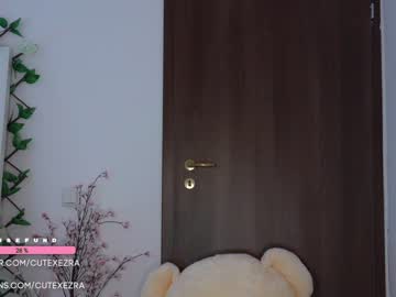 female cam girl ezra image #2448977