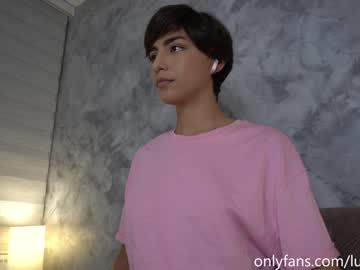 female cam girl lucia_ferri image #2493595