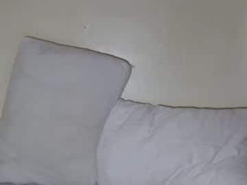 female cam couple turn_on_the_ac image #3947813