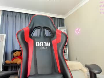 female cam girl emma_clarc image #72501