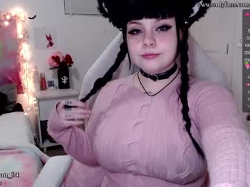 female cam girl lilpocketcleo image #3283640